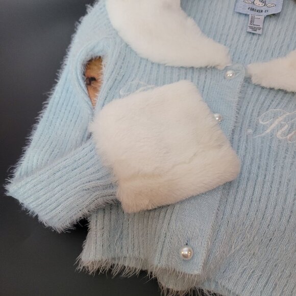 Hello Kitty & Friends X Forever 21 Blue Knit Cardigan W/Faux Fur Collar & Cuff - Picture 7 of 16